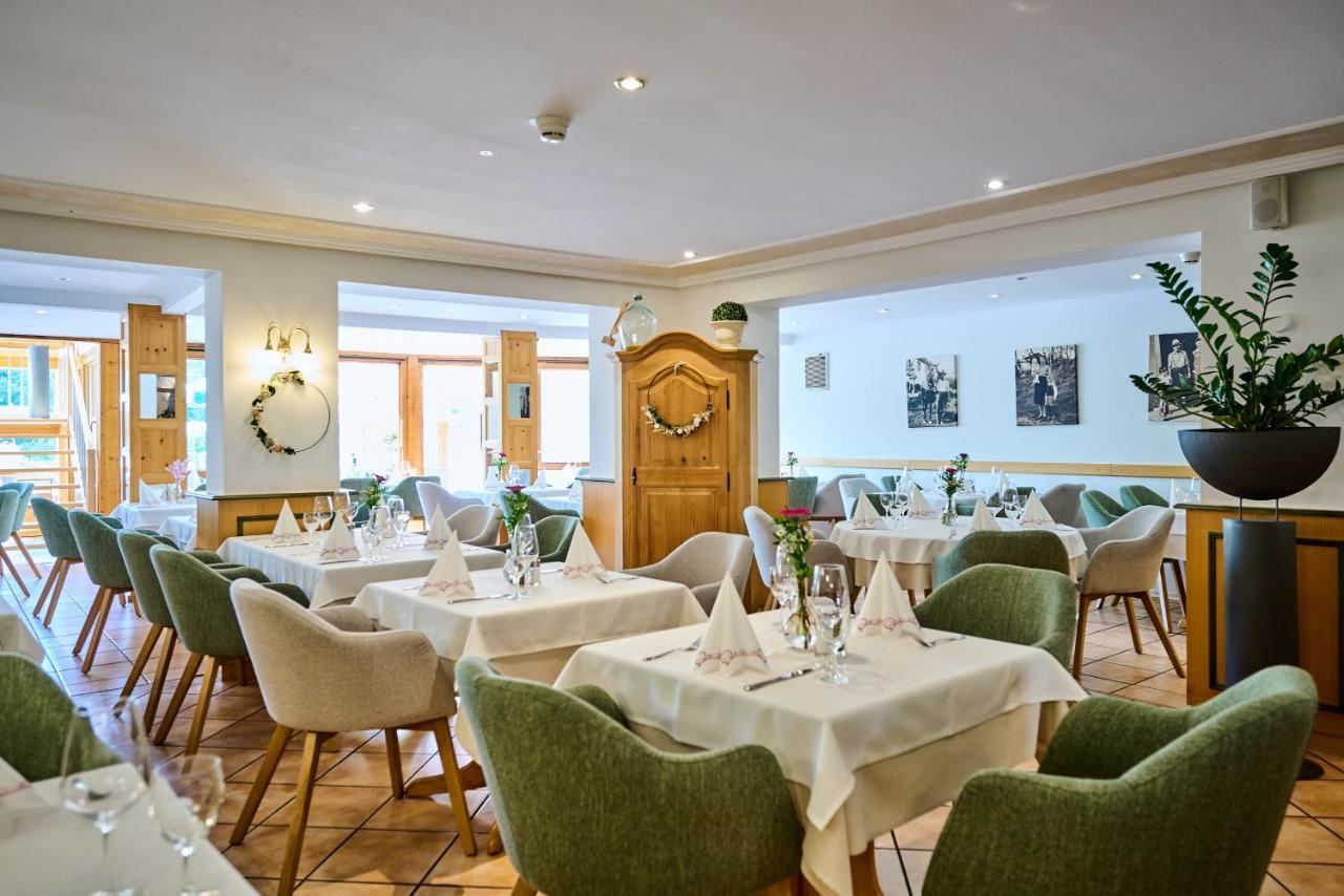 Hotel Restaurant Zum Goldenen Anker Mit Hallenbad & Wellnessbereich Windorf  Eksteriør billede